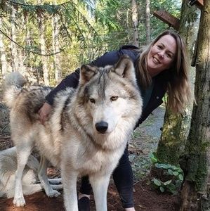 Meet your Posher, Louise